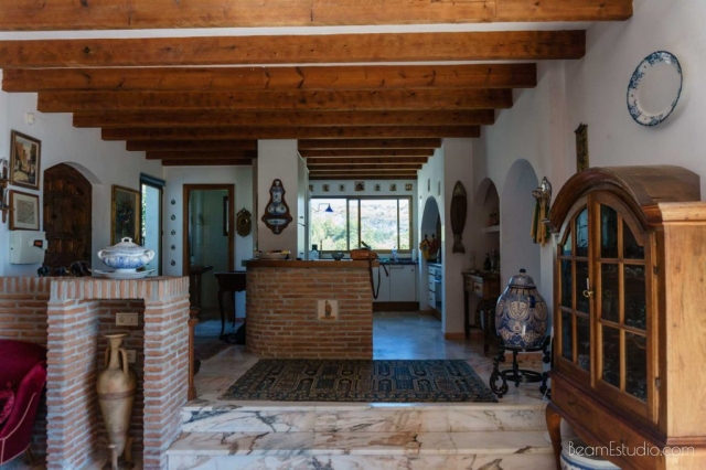 ENCANTADORA VILLA EN LA HERRADURA