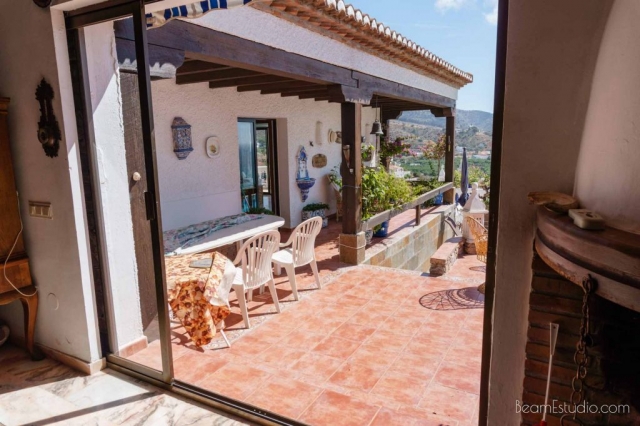 ENCANTADORA VILLA EN LA HERRADURA