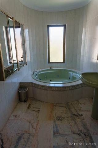 ENCANTADORA VILLA EN LA HERRADURA