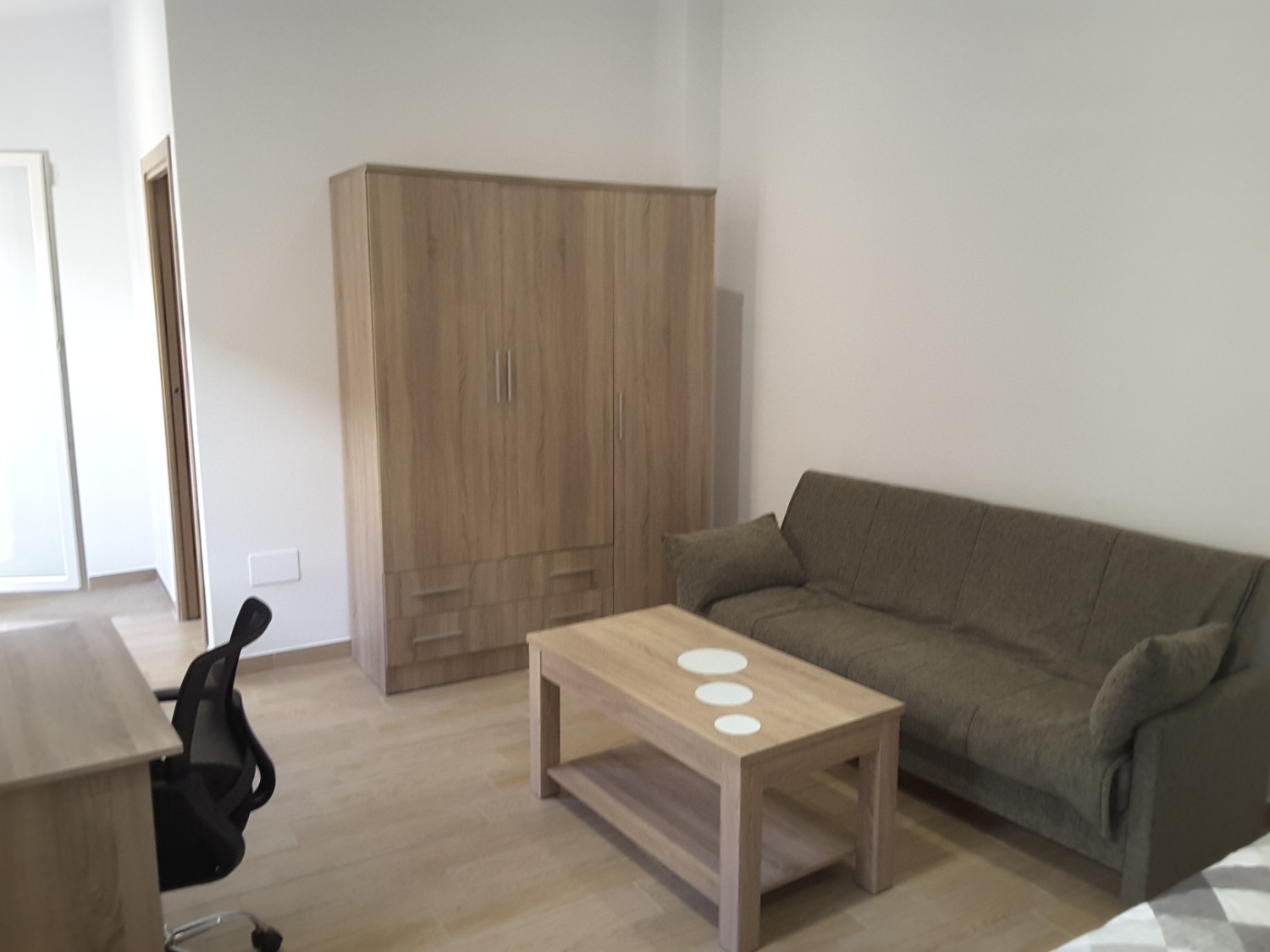 FOR SALE 4 bedroom house recently renovated