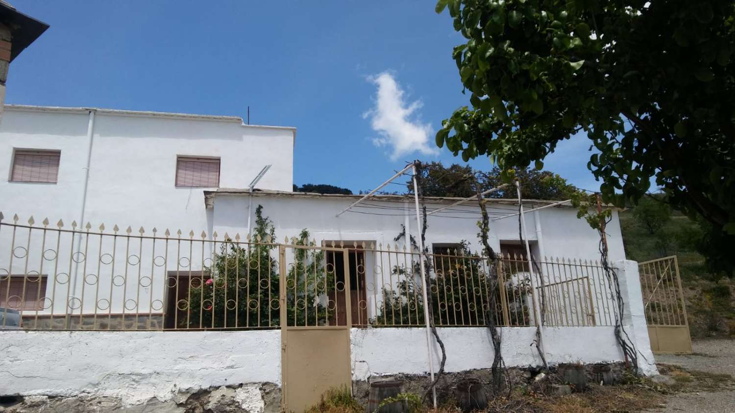 Renoviertes Bauernhaus mit Lagerhaus und Aussicht in Torvizcón, Granada
