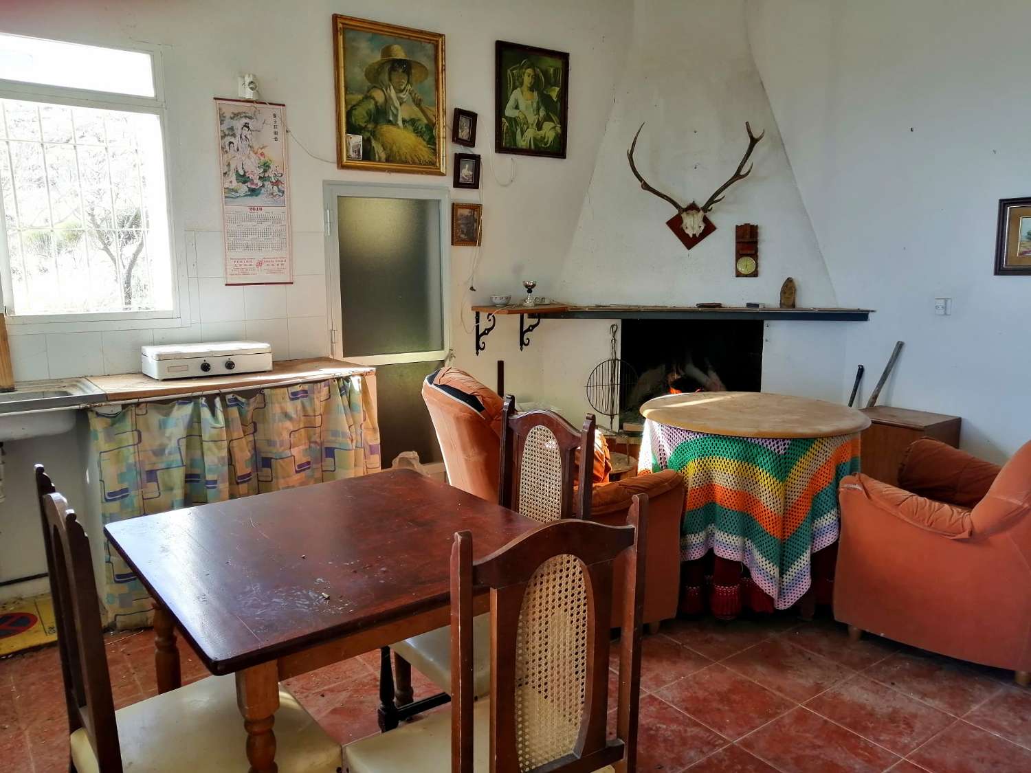 Bauernhaus zum Verkauf mit 15.000 m² Grundstück in Torvizcón