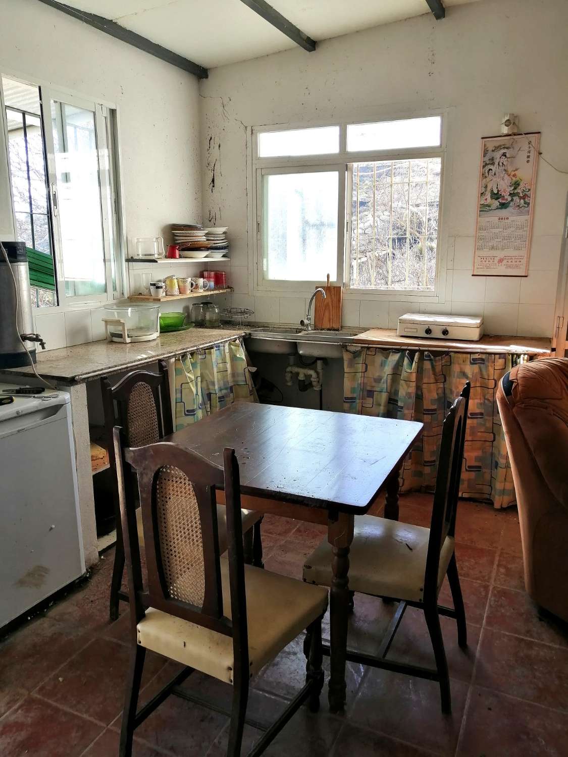 Bauernhaus zum Verkauf mit 15.000 m² Grundstück in Torvizcón
