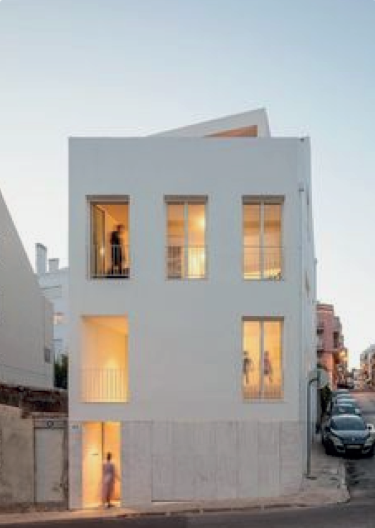 Städtisches Grundstück mit Projekt in der Hauptstadt Malaga