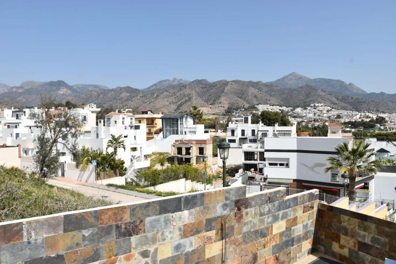 Villa in La Exótica (Nerja) with garden, pool and views