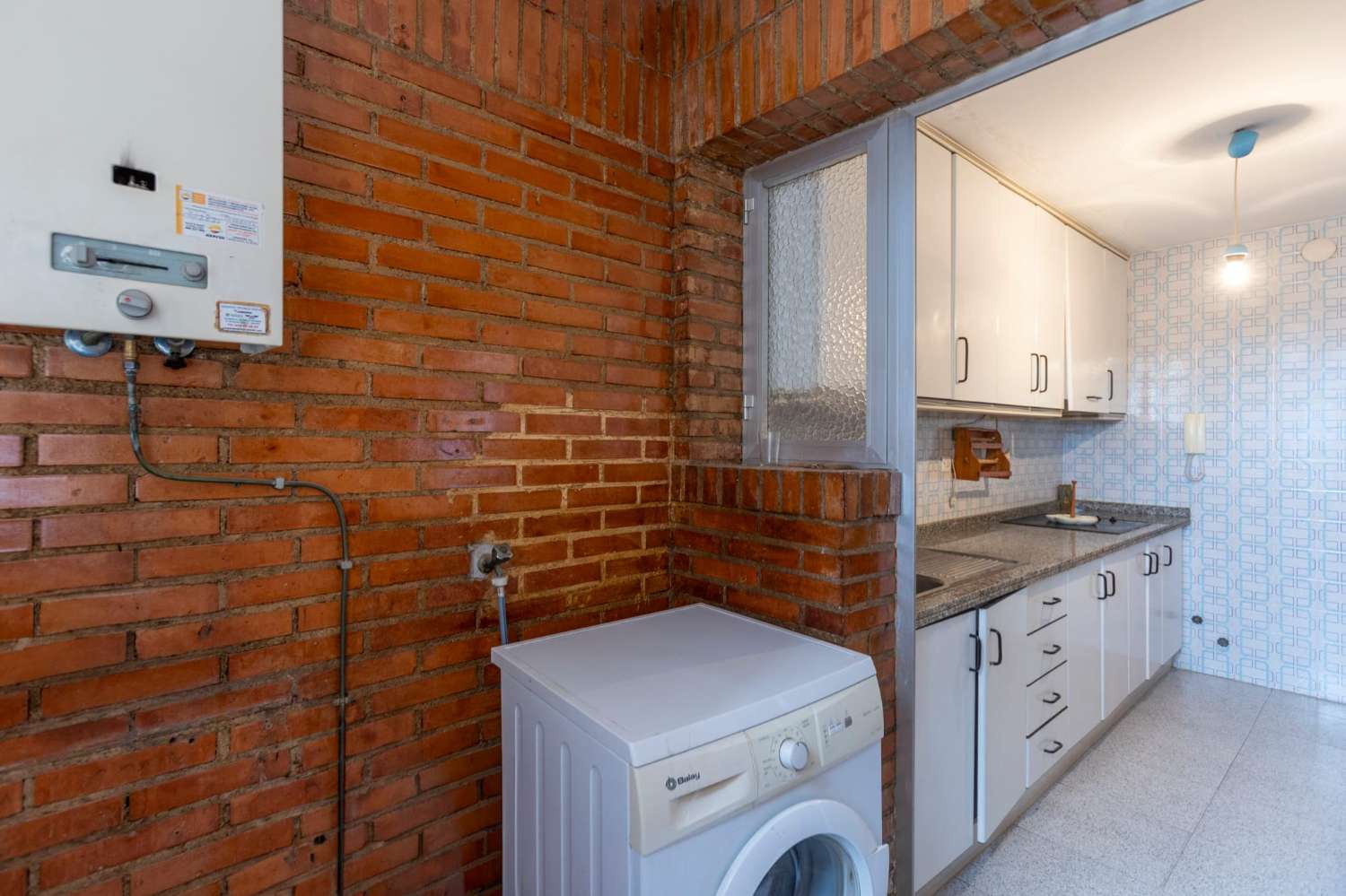 **Piso en Venta en el Corazón de Motril**