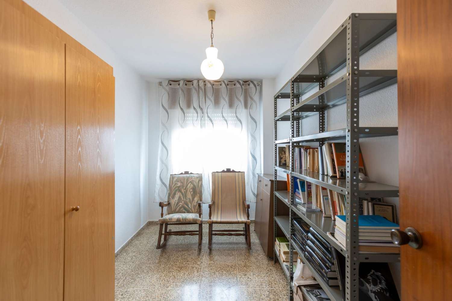 **Piso en Venta en el Corazón de Motril**