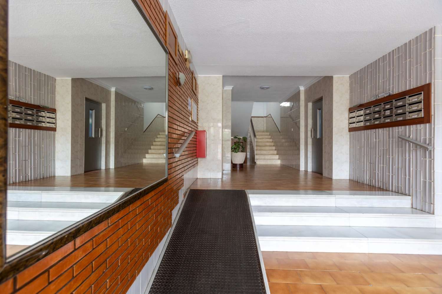 **Piso en Venta en el Corazón de Motril**