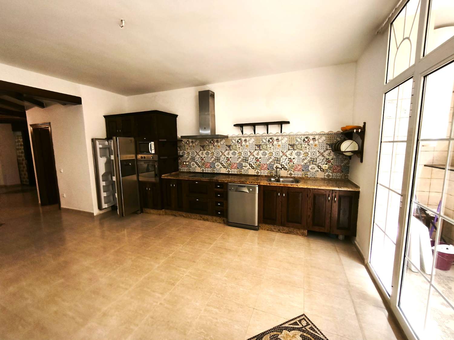 Estudio en La Noria con piscina y jardín