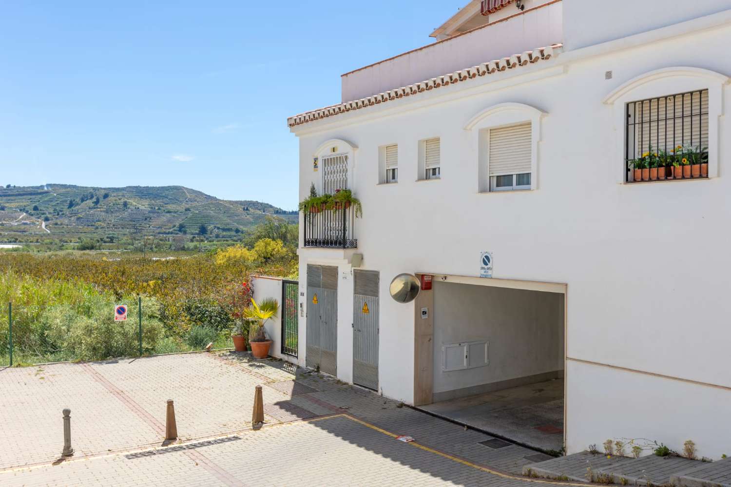 Chalet adosado en venta en Lobres
