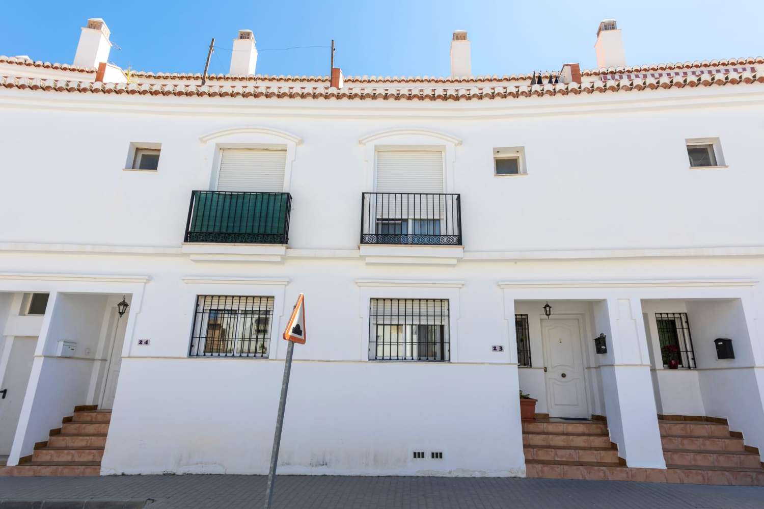 Chalet adosado en venta en Lobres