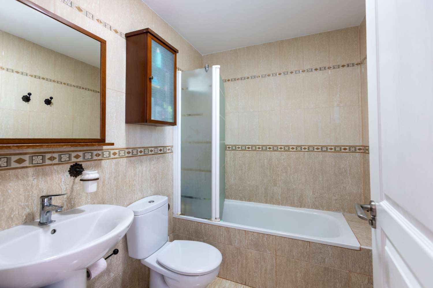 Chalet adosado en venta en Lobres
